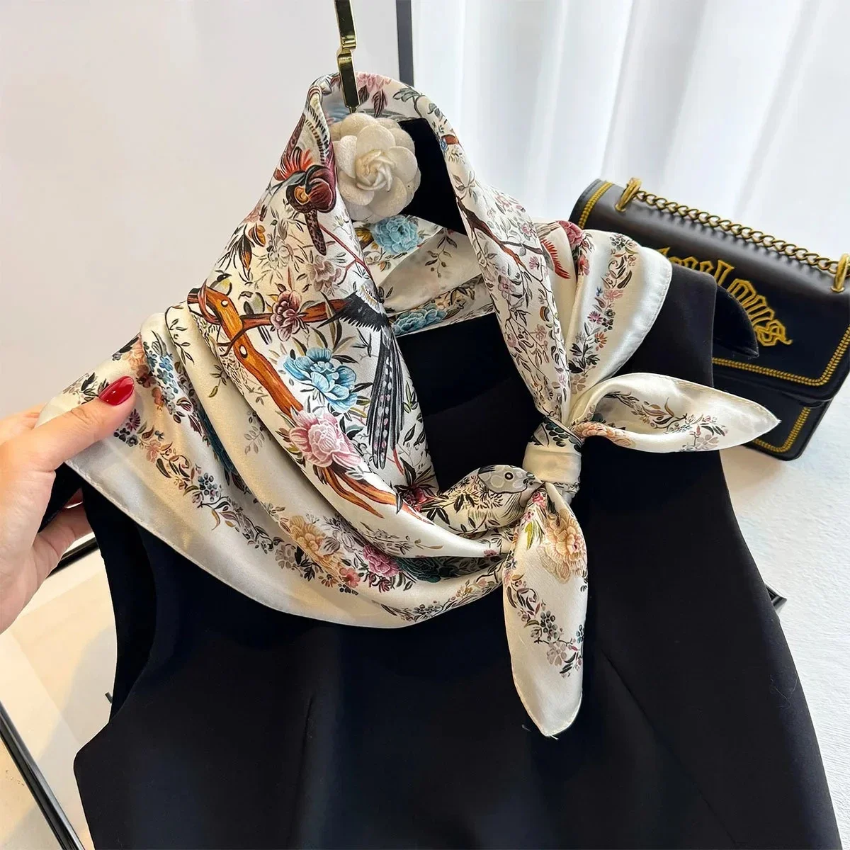 100% Real Silk Scarf Houndstooth Square Sun Protection Shawl Shade Wrap Mulberry Silk Hijab Pashmina Poncho Bandana Neckerchief