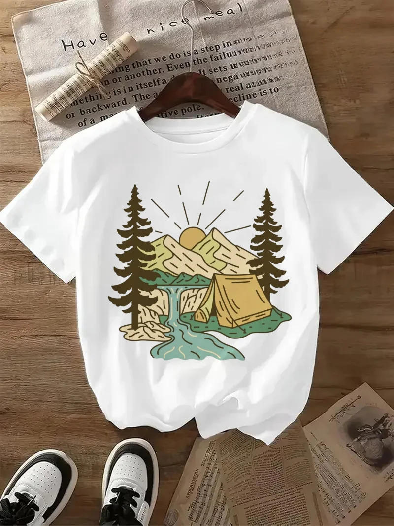 

Женская футболка с короткими рукавами и принтом «Лесной водопад» с рисунком природы, топ с принтом, модная повседневная базовая футболка с круглым вырезом