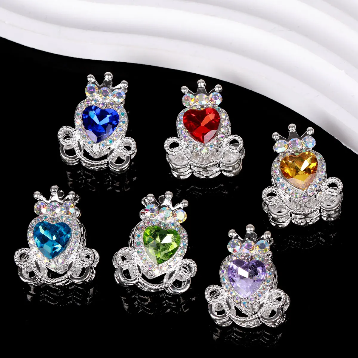 5pcs Assorted Vintage-Inspired Heart-Shaped Crown & Pumpkin Carriage Rhinestone Beads Double-Sided Rhinestone Heart Love Design
