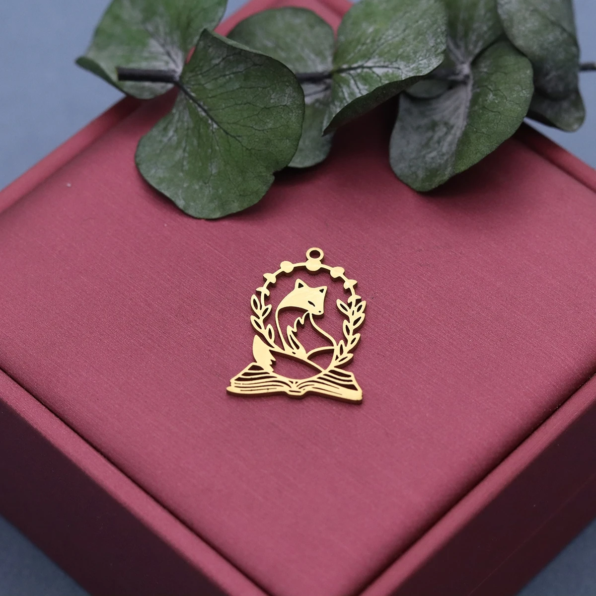 3 個ヴィンテージ中空リーフリースフォックスブックステンレス - Jewelry Making Books のレビューと価格