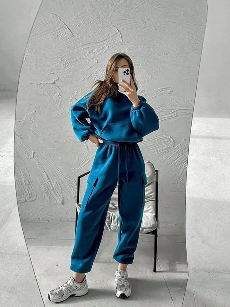 Autunno 2025 set con cappuccio sportivo casual da donna nuovo Felpe con cappuccio tascabili a maniche lunghe tinta unita Pantaloni da lavoro con lacci Set da due pezzi da donna