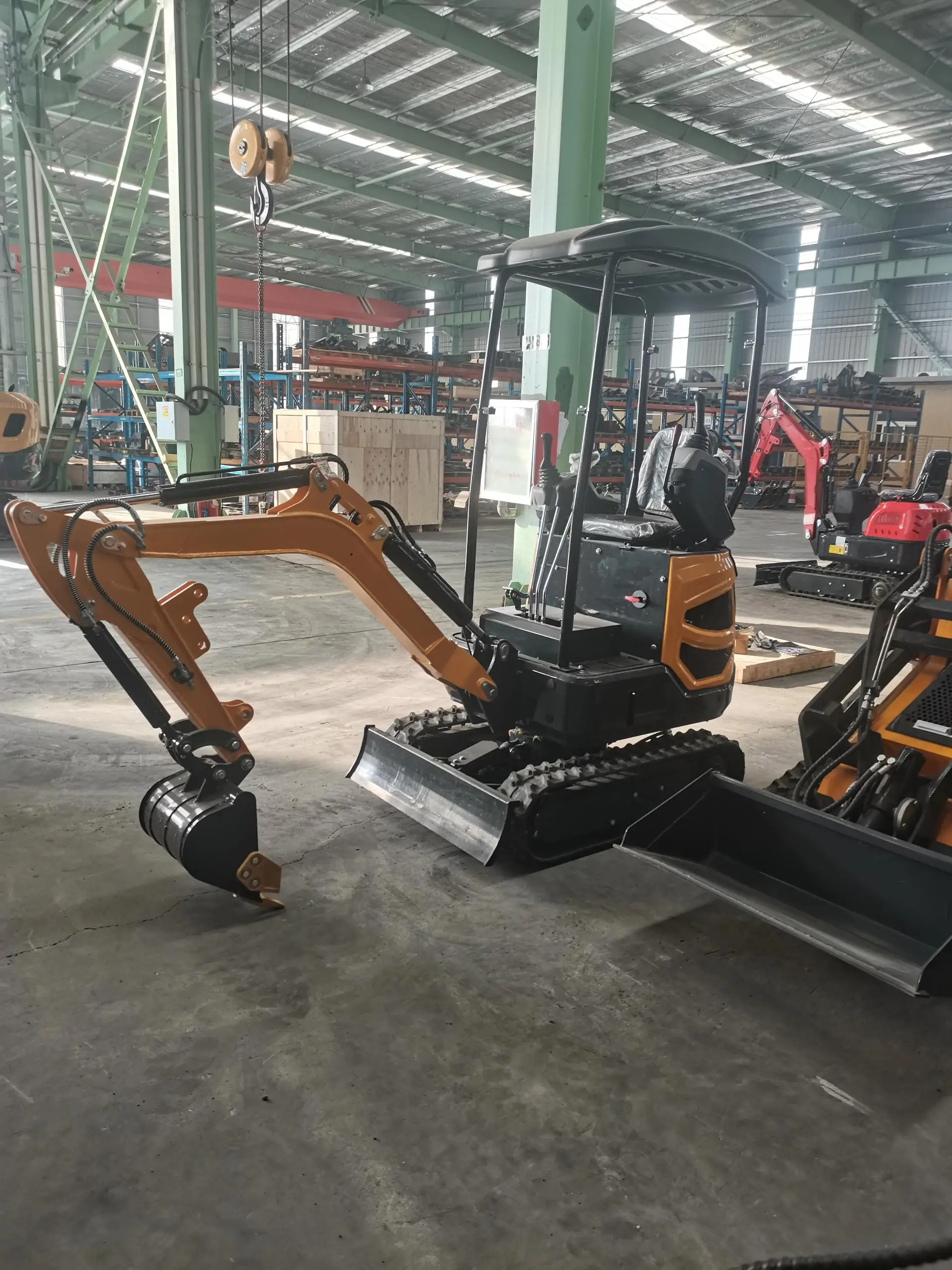 

EPA Kubota Engine Excavator Household Small Excavator 1.8-ton Machine Price 70% Off for Sale