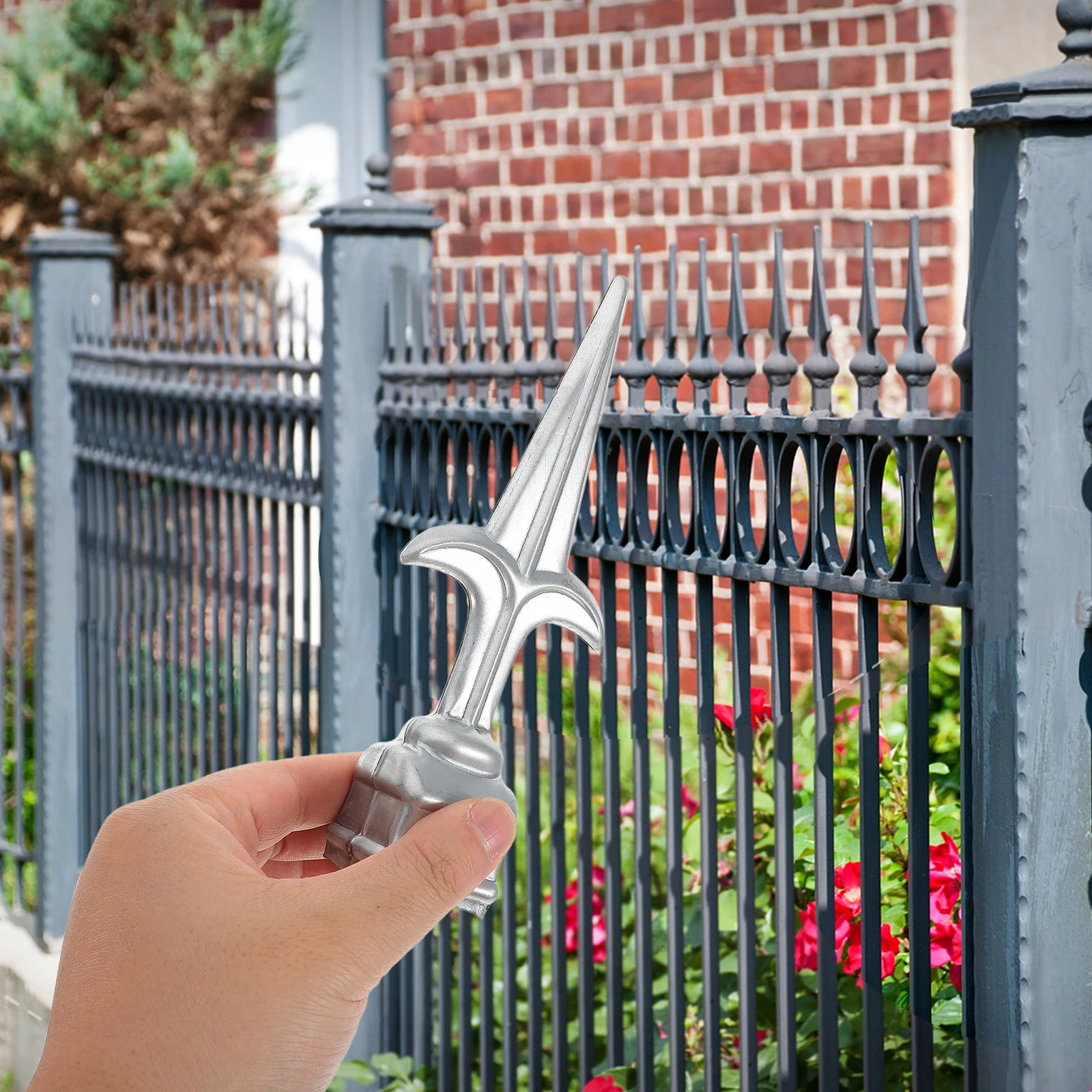 

4pcs Iron Fence Finials Decorative Metal Guardrail Gun Tip Outdoor Garden Fence Decorations Durable Accessories for Gates