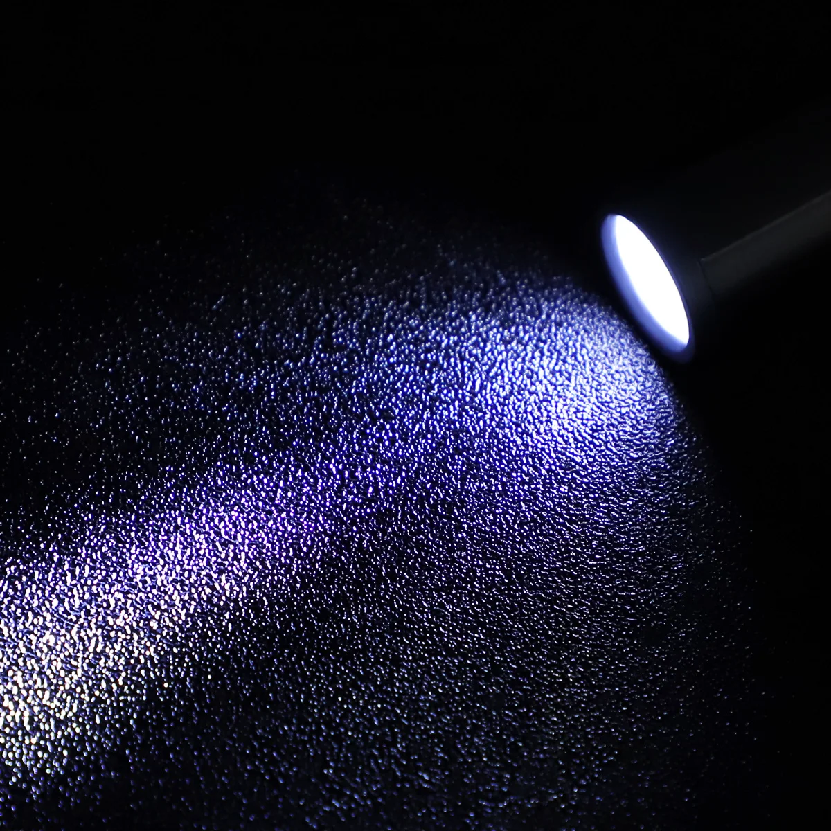 

1Pcs LED Medical Pen Light Slim Pen Shape Flashlight with Clip Rechargeable for Medical Outdoor Use for Nurses