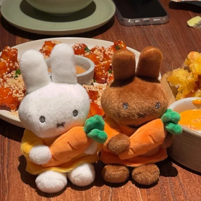 

Новая плюшевая кукла Kawaii Mify, брелок для ключей, милый кролик, мягкая игрушка с фруктами, очаровательная сумка, аксессуары для рюкзака, подарок для девочек, запас