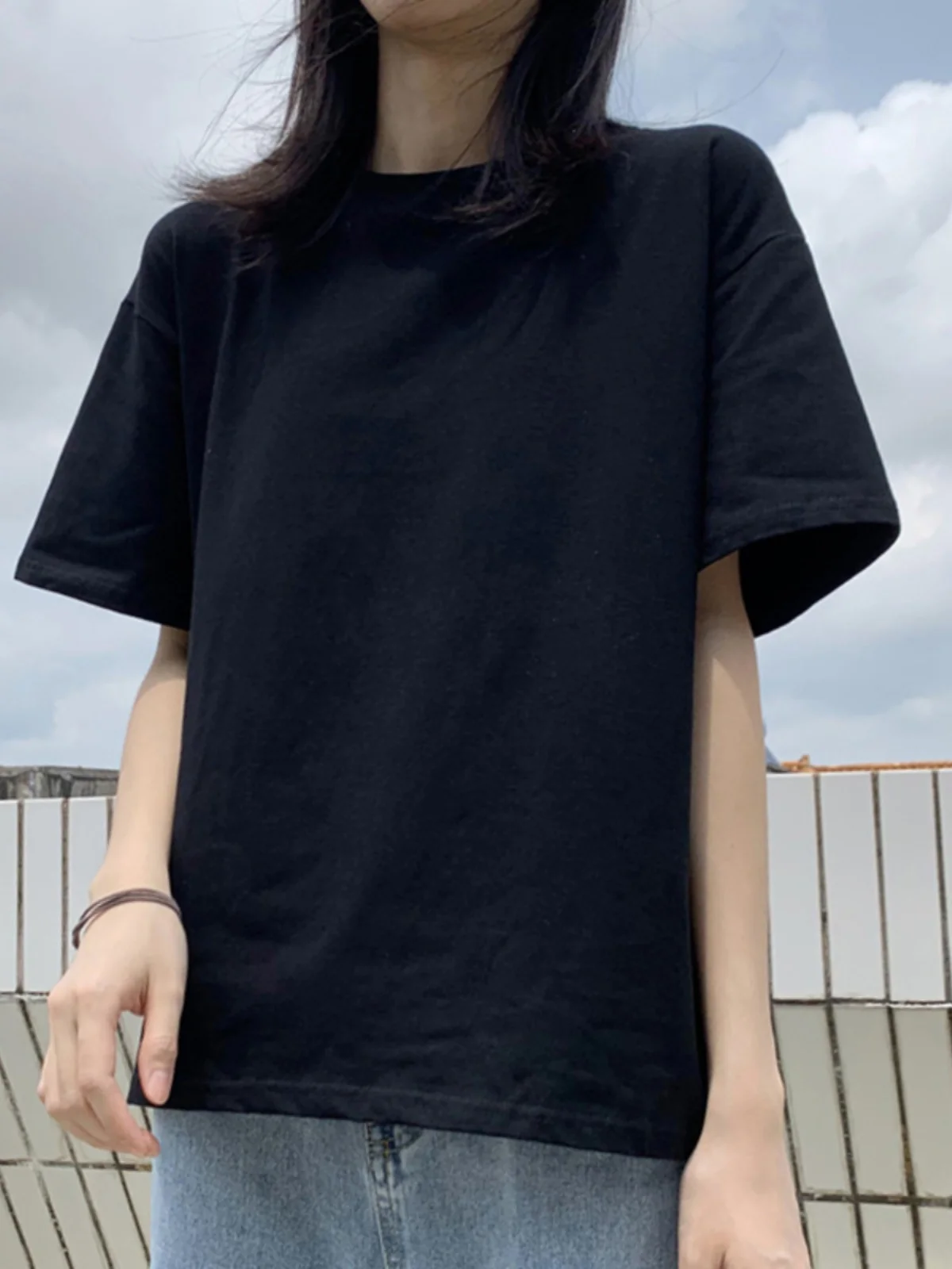 

Женская футболка больших размеров в корейском стиле, из плотного чистого хлопка, с коротким рукавом, свободного кроя, летняя, повседневная, универсальная, скрывающая недостатки фигуры