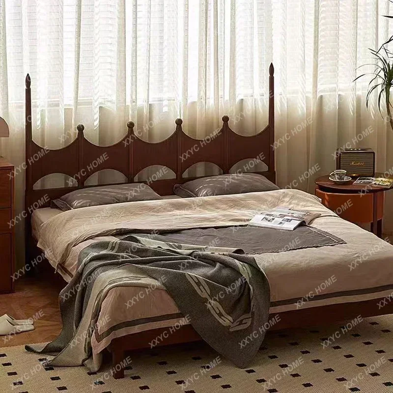 A Simple small apartment princess bed 1.8 meters double solid wood bed
