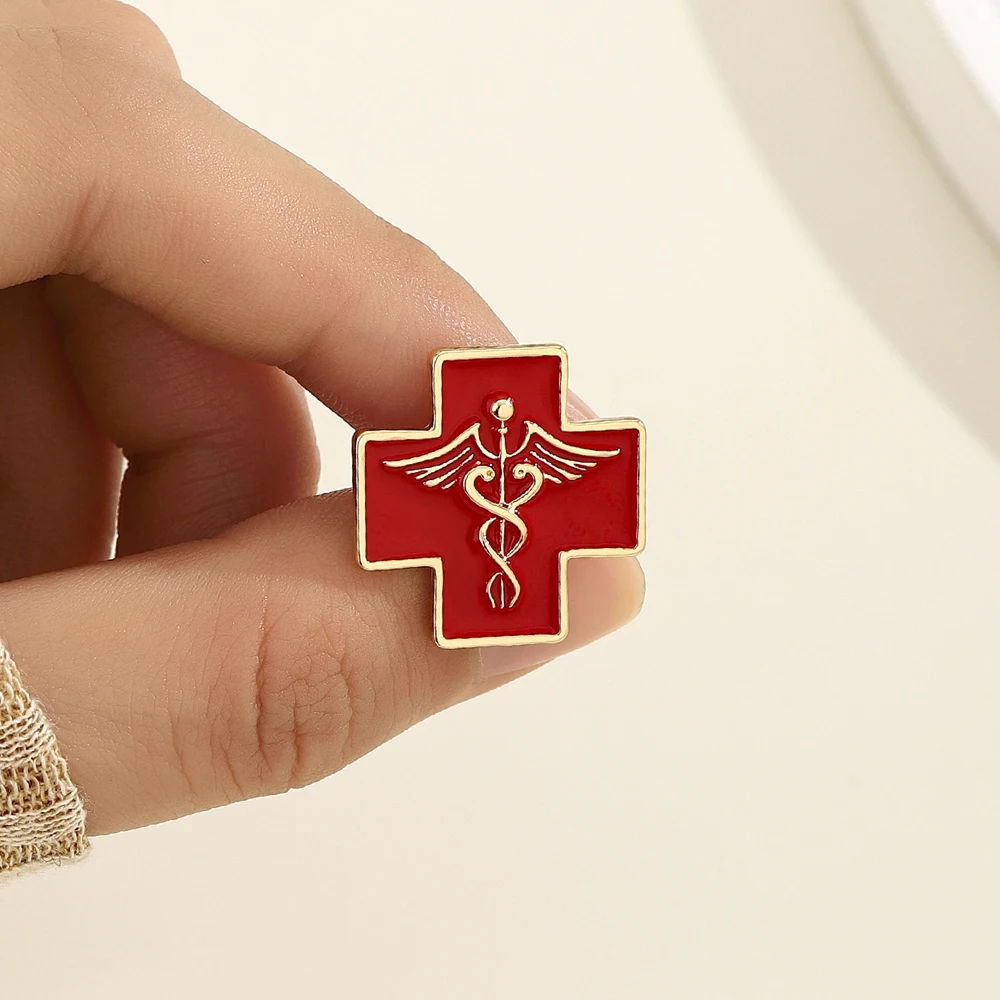 DCARZZ الصولجان والصليب المينا دبوس الطبية التمريض بروش ل معاطف للأطباء والممرضات على ظهره شارة التلبيب اكسسوارات هدية