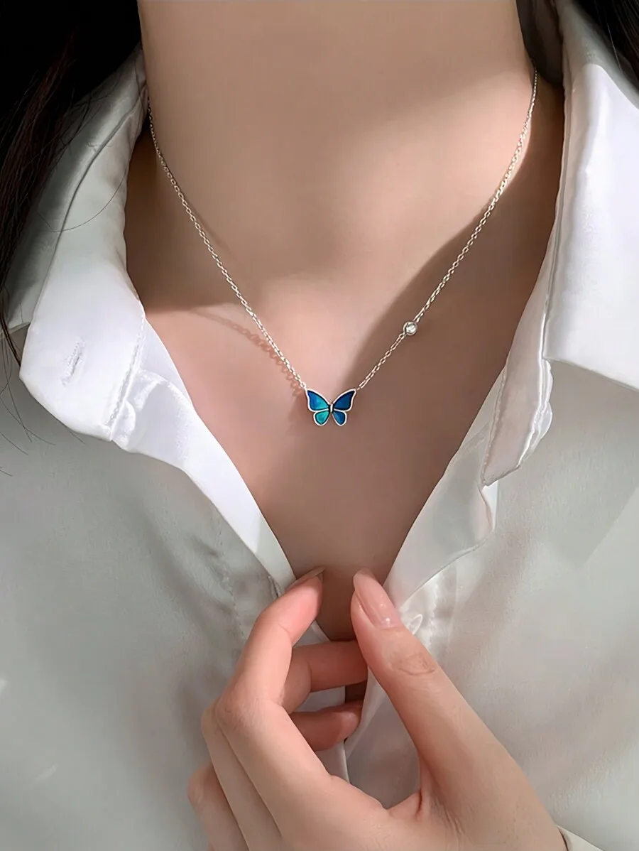 

Elegant Thermochromic Butterfly Pendant Necklace For Women Daily Festival Banquet Wear
