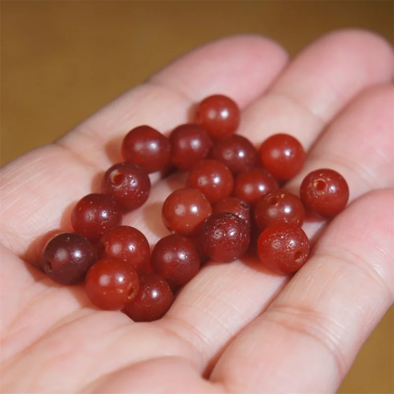 

20 Natural Red Agate Round Beads Smooth Oily Old Agate Beads 8 mm