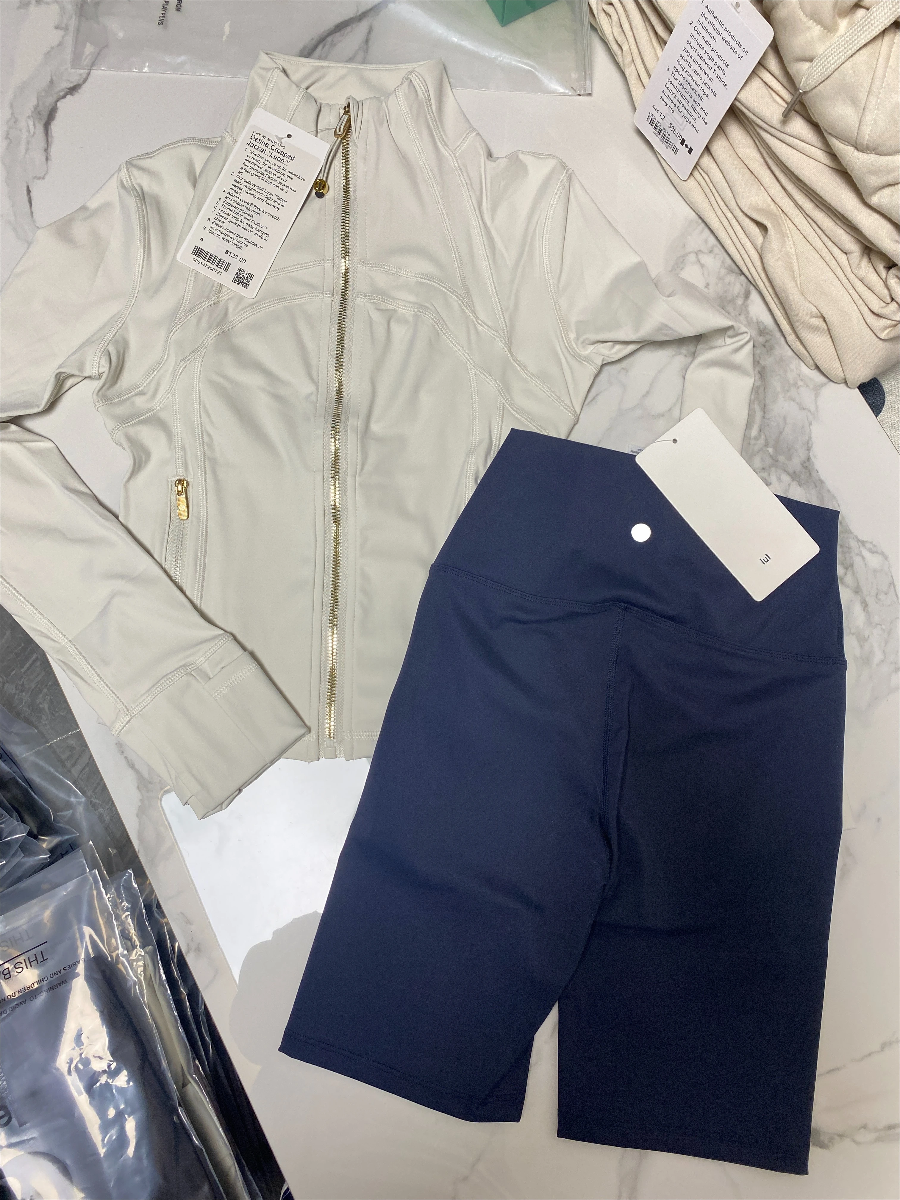 

2025 New Women's Yoga Stand Collar Cropped Jacket | Jacket set Cardigan with Thumb Holes, Quick-Dry High Elasticity for Run