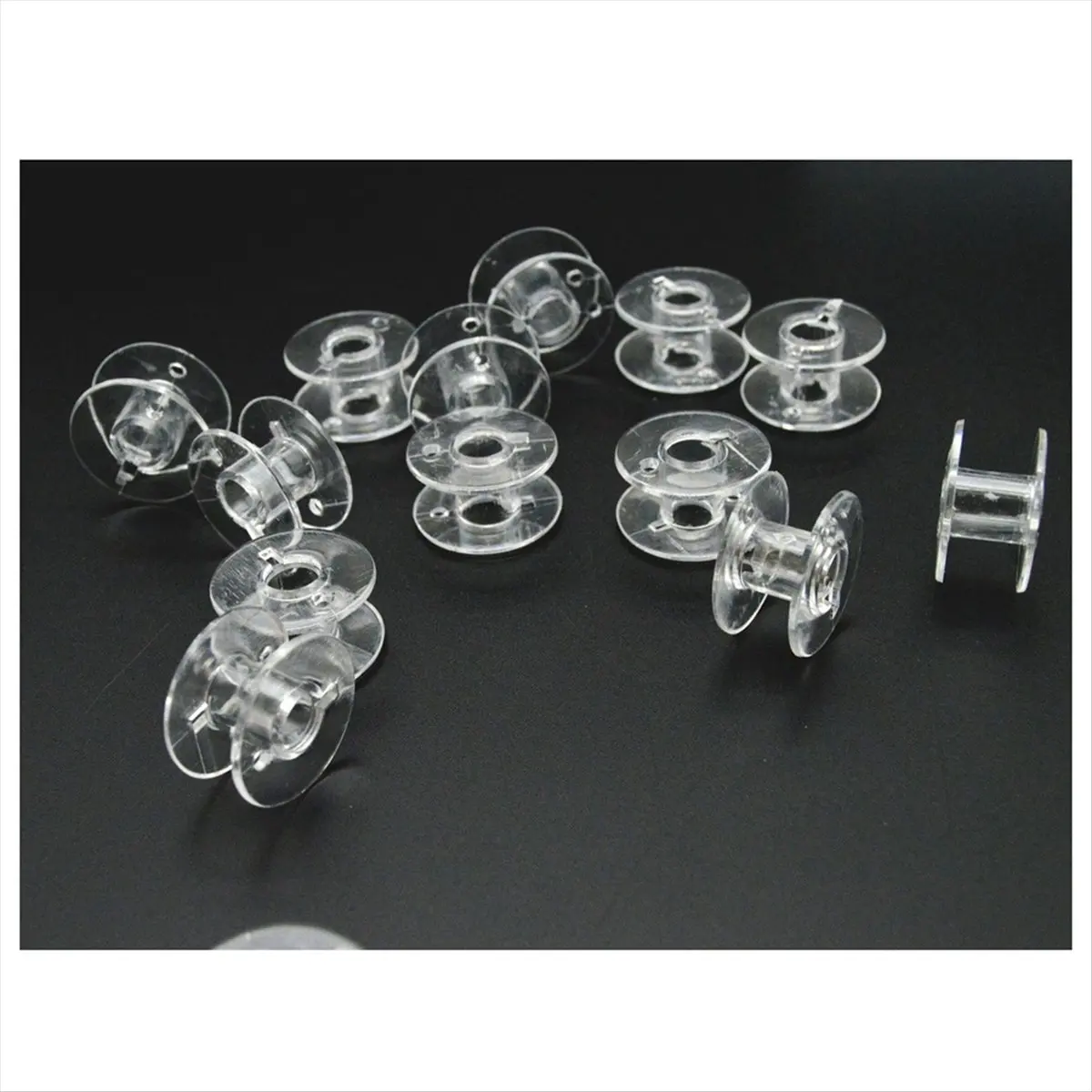25Pcs Sewing Machine Bobbin, Universal Sewing Bobbins Plastic Sewing Machine Bobbin with Storage Box &LICG