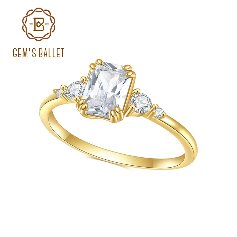 

GEM'S BALLET 925 Sterling Silver 585 Gold 1.0CTW Emerald Cut Moissanite With A Cluster Of Round Moissanite Engagement Rings
