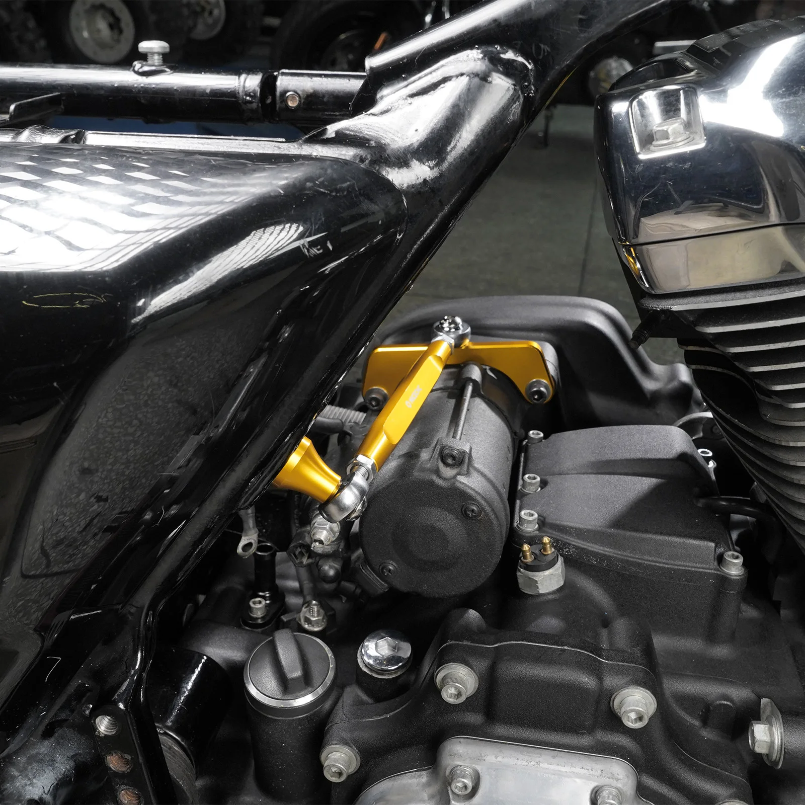 Für Harley Road Glide FLTRX 2017-2020 M8 Touring Stabilisator Street Glide FLHX 2017-2025 Road King FLHR 2017-2022 CVO FLTRXSE – Detail 20