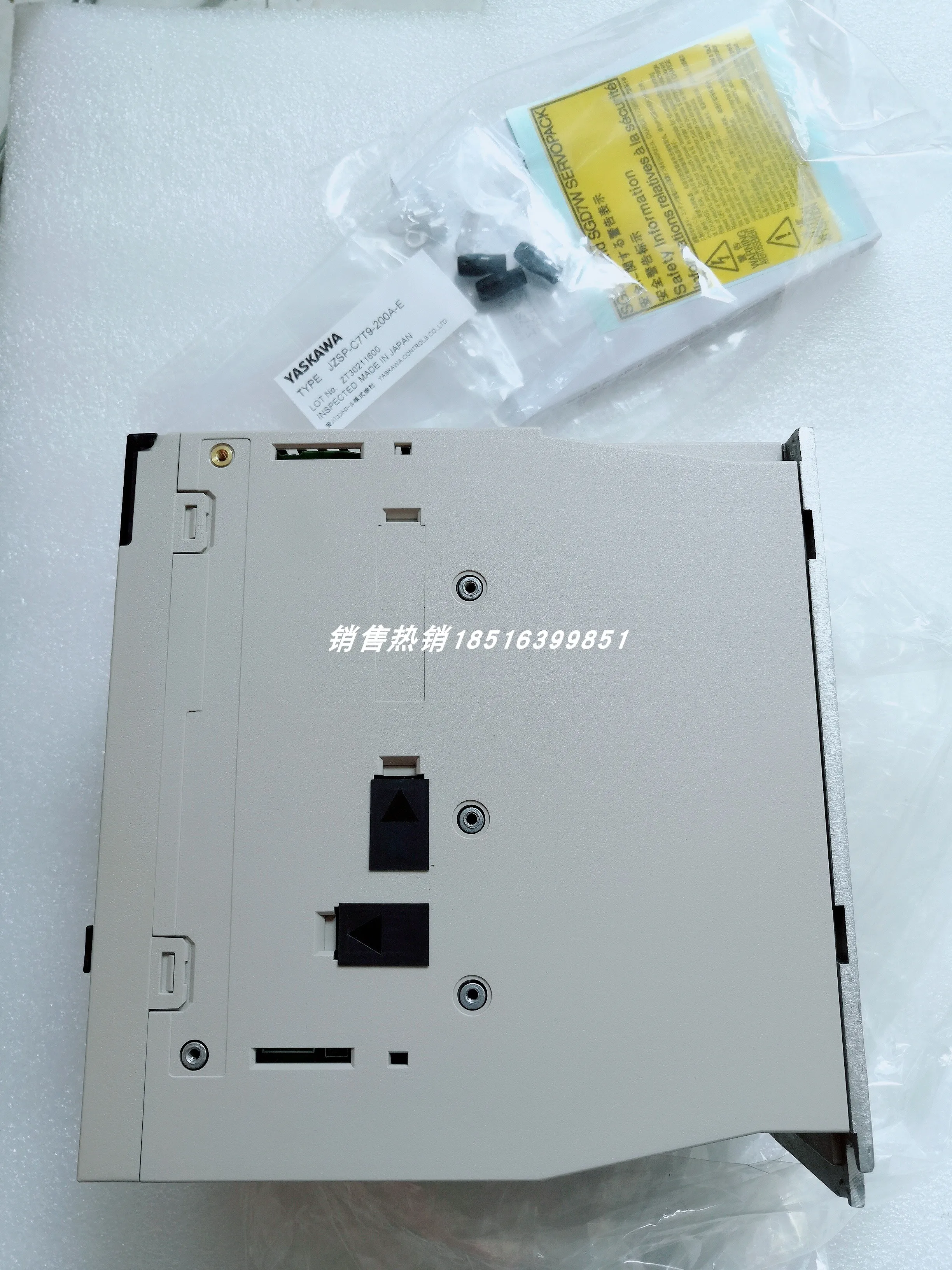 SGD7S-180A00B202 New Original Yaskawa Servo Drive Quality Assurance 1 Year