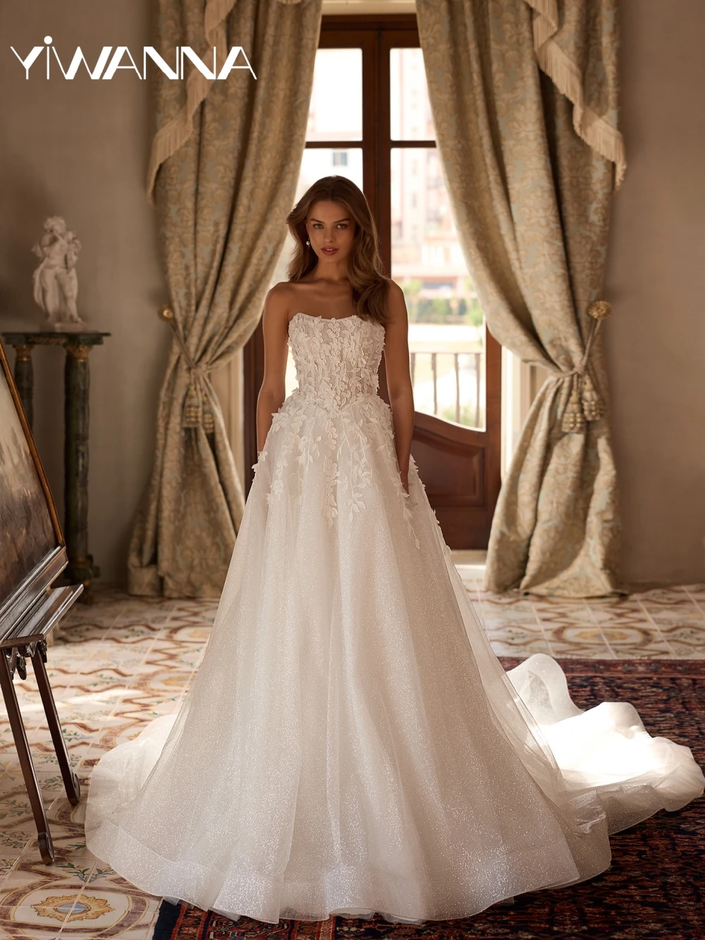 

Glitter Tulle Lace Appliques A-line Long Wedding Dress Elegant Strapless Bridal Gown Customized Charming Dresses For Bride