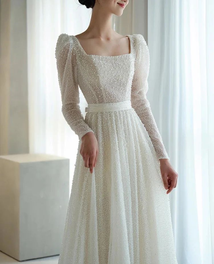 Vestido de novia elegante con escote cuadrado y espalda descubierta, manga larga, cola de barrido, 웨레스 스