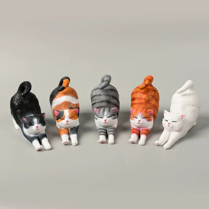 

Resin Lazy Cat Figurine Desktop Decor Holiday Christmas Ornament for Home Bedroom Living Room Kitchen