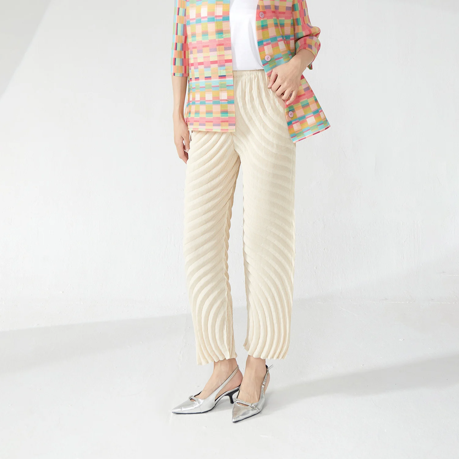 New Arrival 2025 Miyake Pleated Pants Summer Women's Casual Pants Designer Trousers Wide Leg Pants