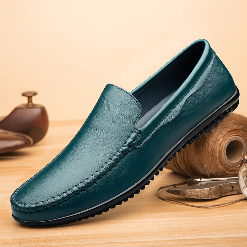 

Men Loafers Shoes Hand Sewn Fashionable Casual Flat Bottomed Men Driving Shoes