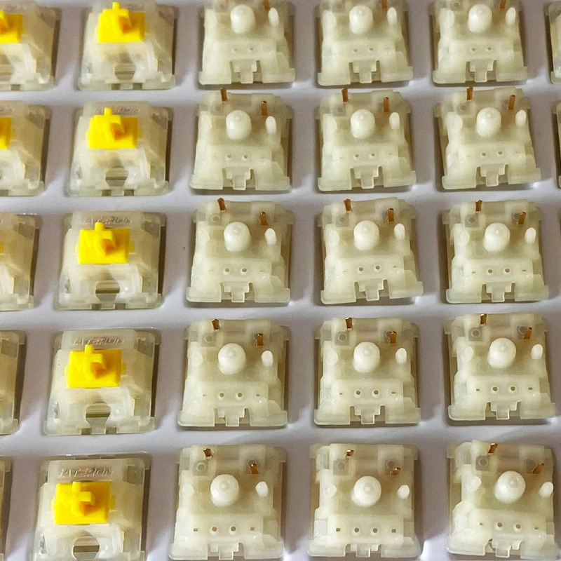 Gateron Milky Yellow Pro Switch 5pin المصنع الأصلي تزييت الخطية يشعر الأحمر التبديل 50gf للوحة المفاتيح الميكانيكية
