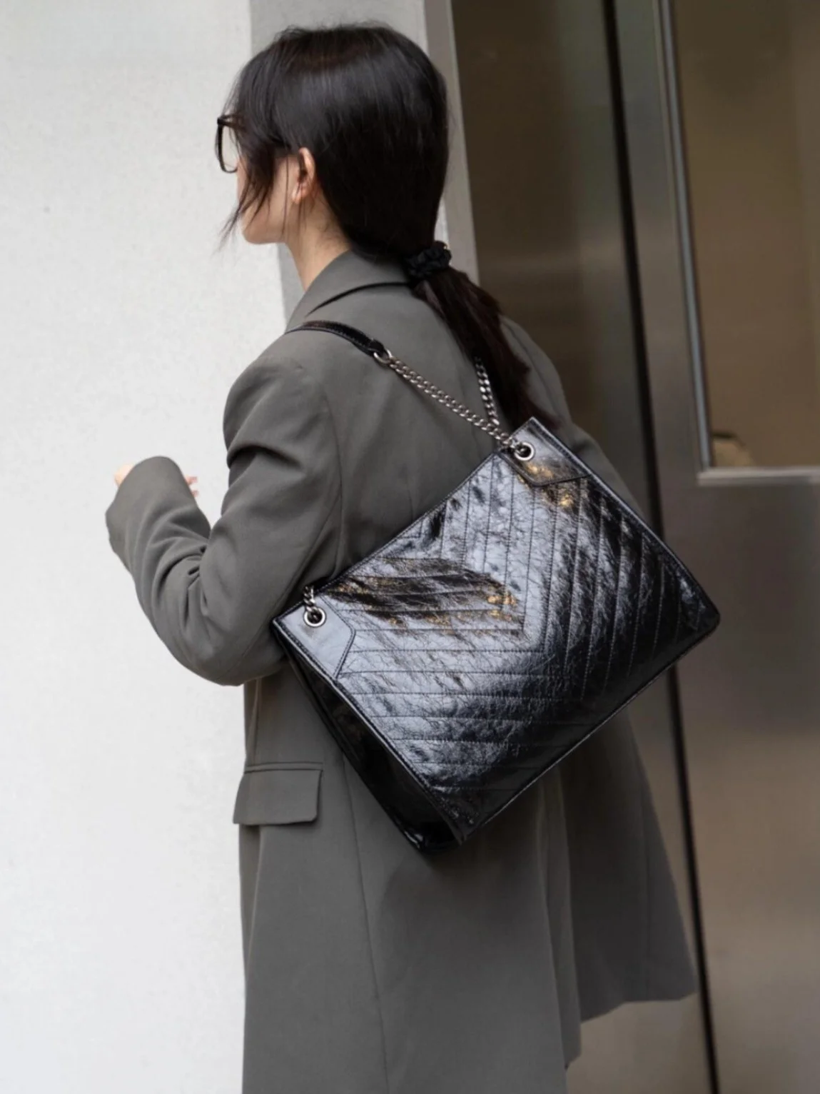 

Новая сумка-тоут Doarp из вощеной воловьей кожи с ромбовидной цепочкой, женская, большая вместимость, на одно плечо, через плечо, для путешествий