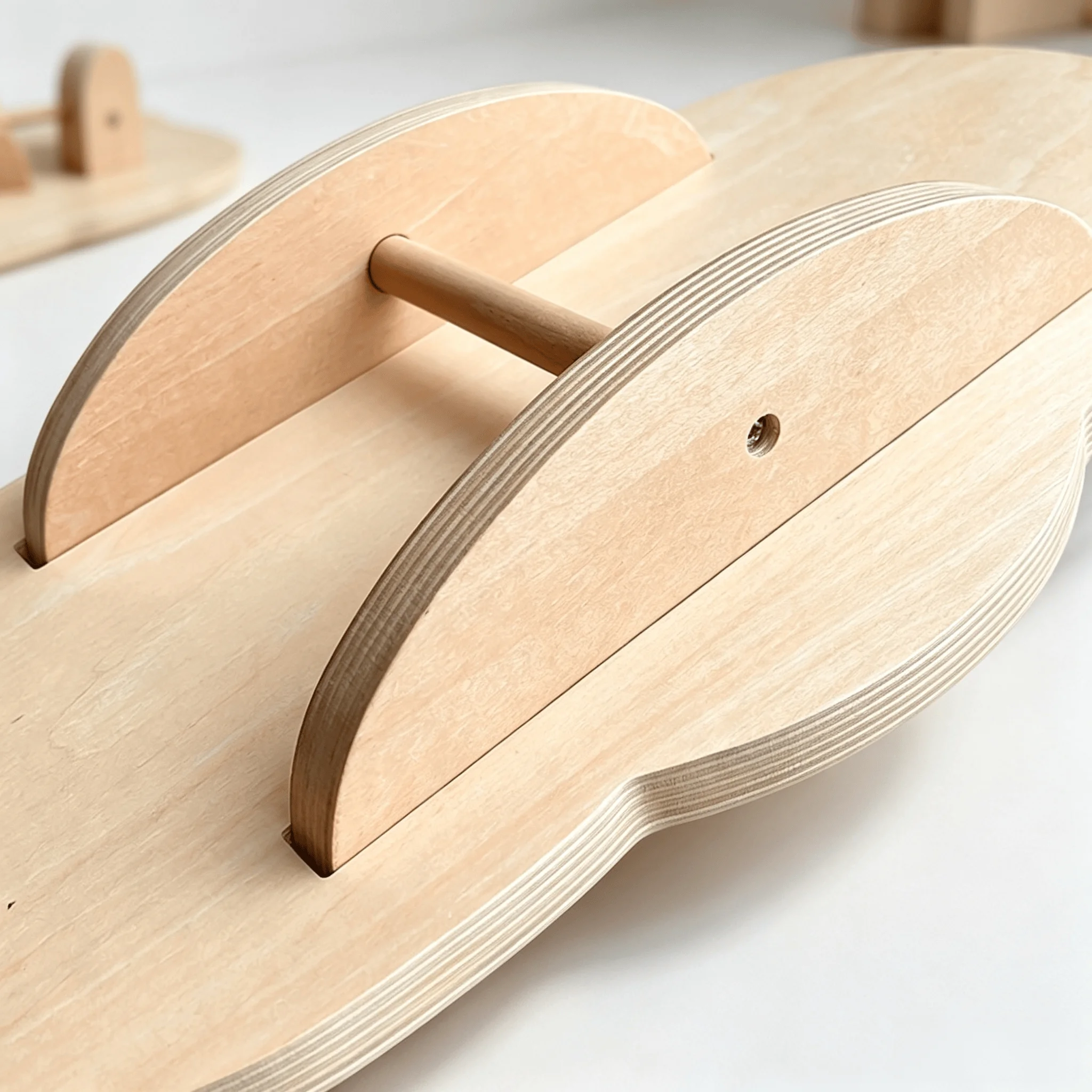Children's Wooden Balance Board Montessori Sensory Training Toy for Kids Educational Development Wood Swinging Board 3+ Years view 5