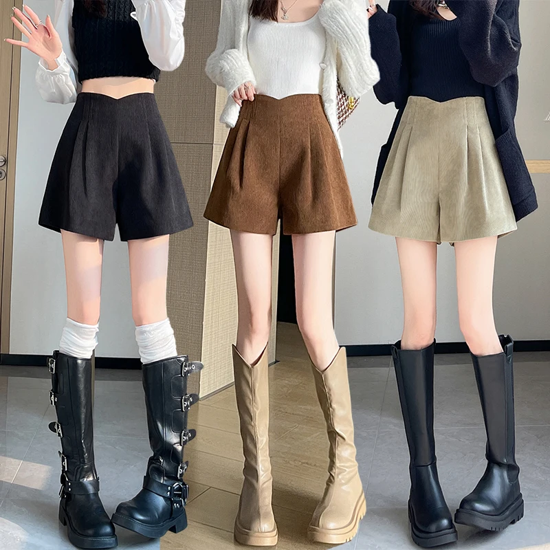 Retro American Corduroy Wide Leg Quarter Shorts Women's Autumn Winter New Style Versatile Elegance Outerwear Boot Pants