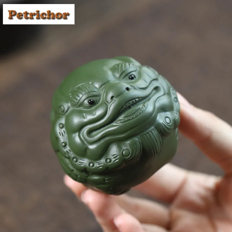 

Yixing Zisha Pixiu Wealth-attracting Play Ball Lion Tea Pet Japanese Tea Sculpture Tea Figurine Play Toys Tea Statue Ornaments