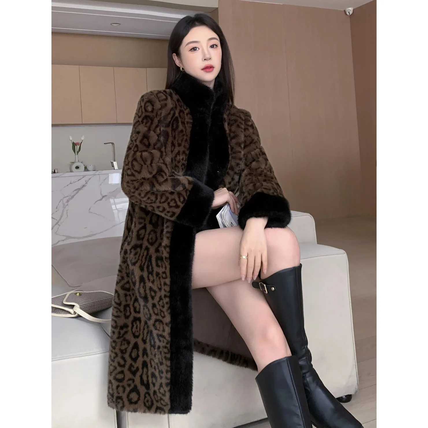 

Autumn Winter New Women Long Leopard Fur Coat Thicken Warm Mink Fur Overcoat Advanced Feeling Female Faux Fur Parkas Jackets