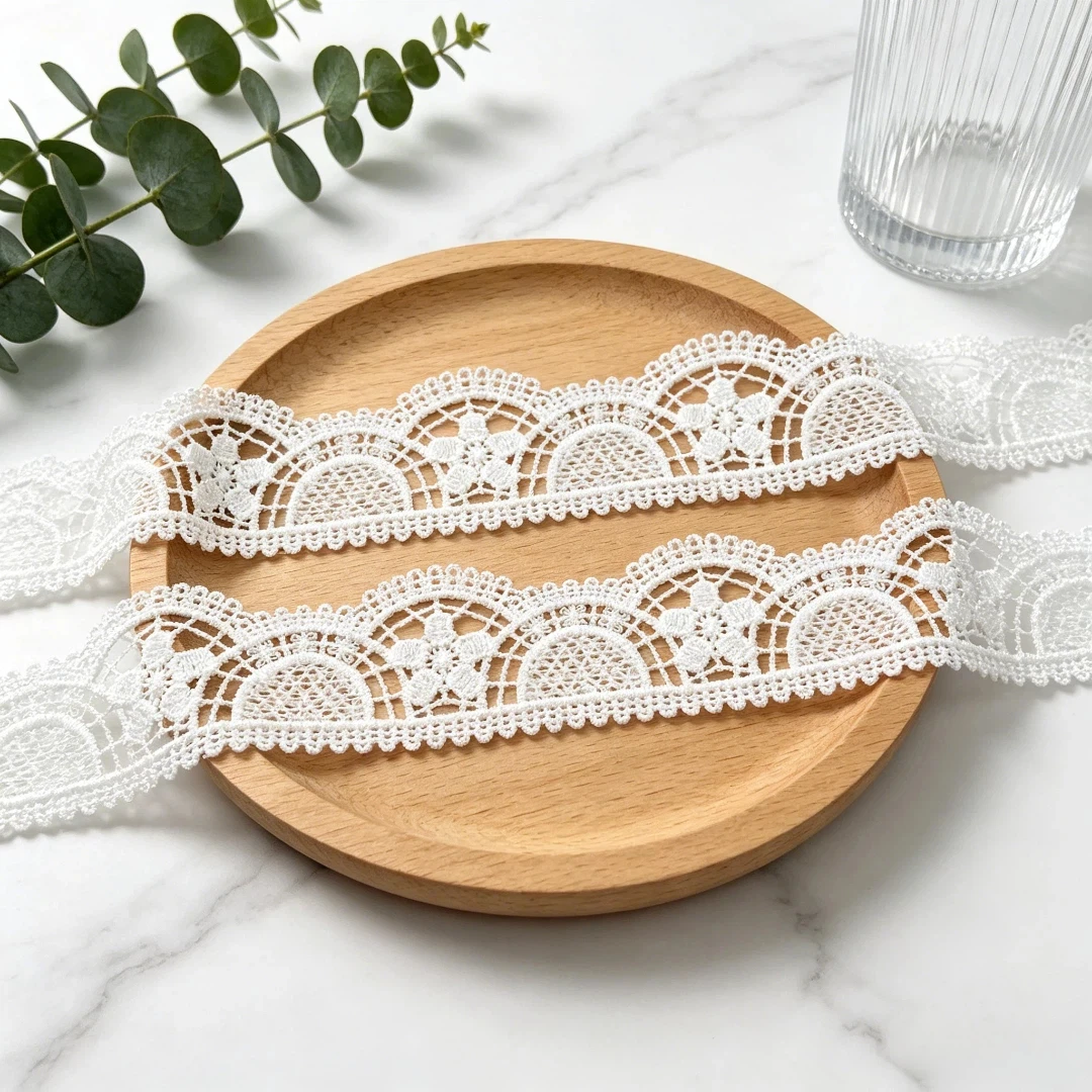 Vintage Hollow-Out Shell Flower Pure Cotton Lace Trim, Width 1.5inch (3.8cm), Delicate Mesh Embroidery Pattern, Soft and Skin-Friendly, Does Not Easily Come Apart, Can Be Used for Children's Clothing Hems, Underwear Edges, Hair Accessories, Gift Box Packaging, Curtain Fabric, Hanfu Garment Edges, DIY Sewing Accessories