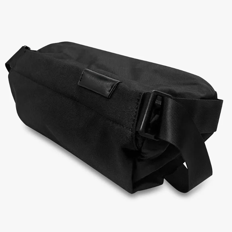 حقيبة كروس صغيرة الحجم 4 لتر متعددة الاستخدامات ذات شفط مغناطيسي 2025 حزمة صدر عصرية لركوب الدراجات مع جيوب سريعة الوصول