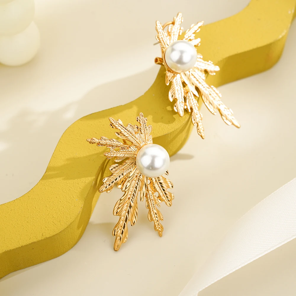 Korean Pearl Clip On Earrings For Women 2023 New In Bowknot Gold Plated Zinc Alloy 925 Sliver Pin Earring Jewelry Luxury Elegant