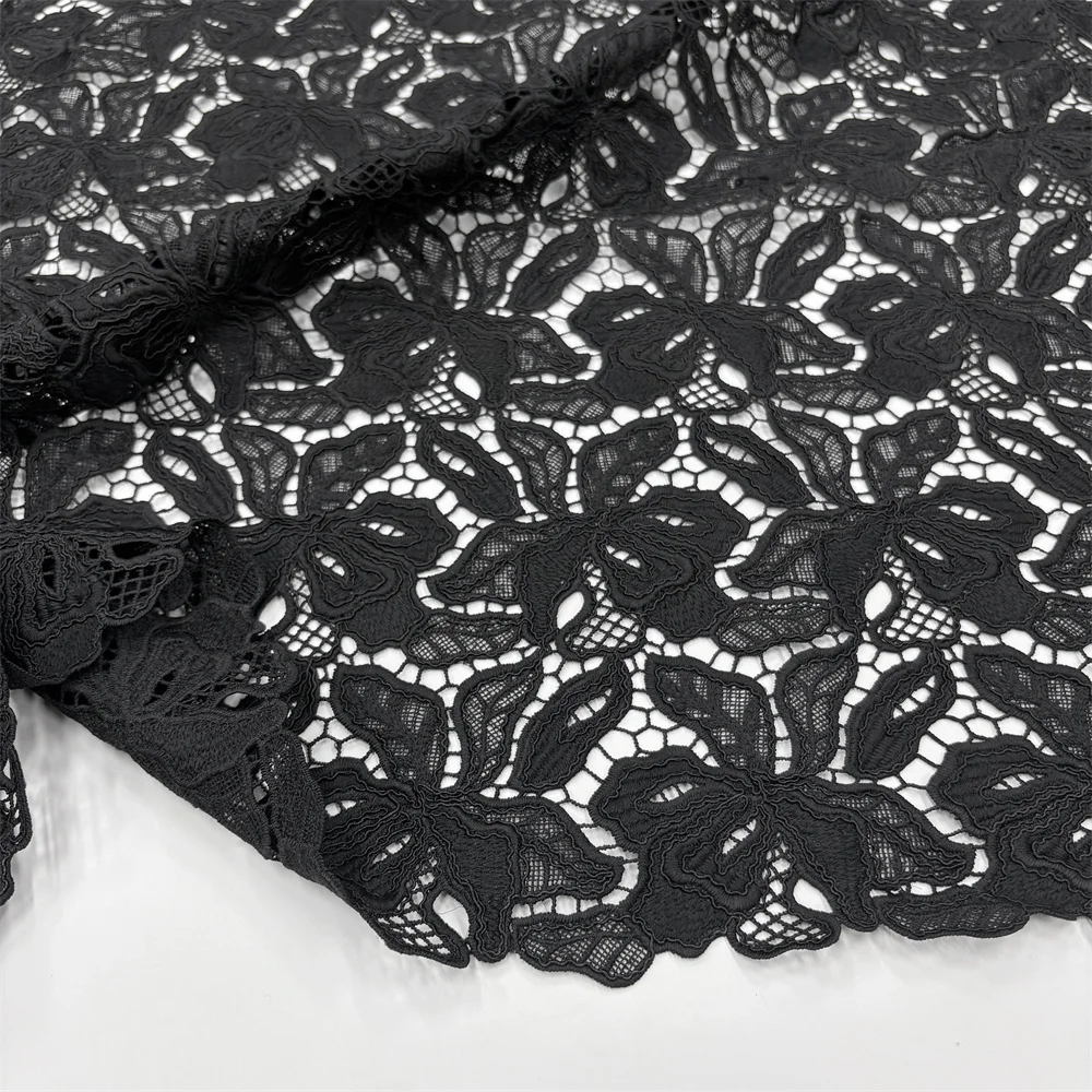 Neuer Stil Nigerianische 2026 Hochwertige Spitze Wasserlösliche Bestickte Modische Weiße/Schwarze Weiche Spitzenstoffe 5 Yards – Detail 9