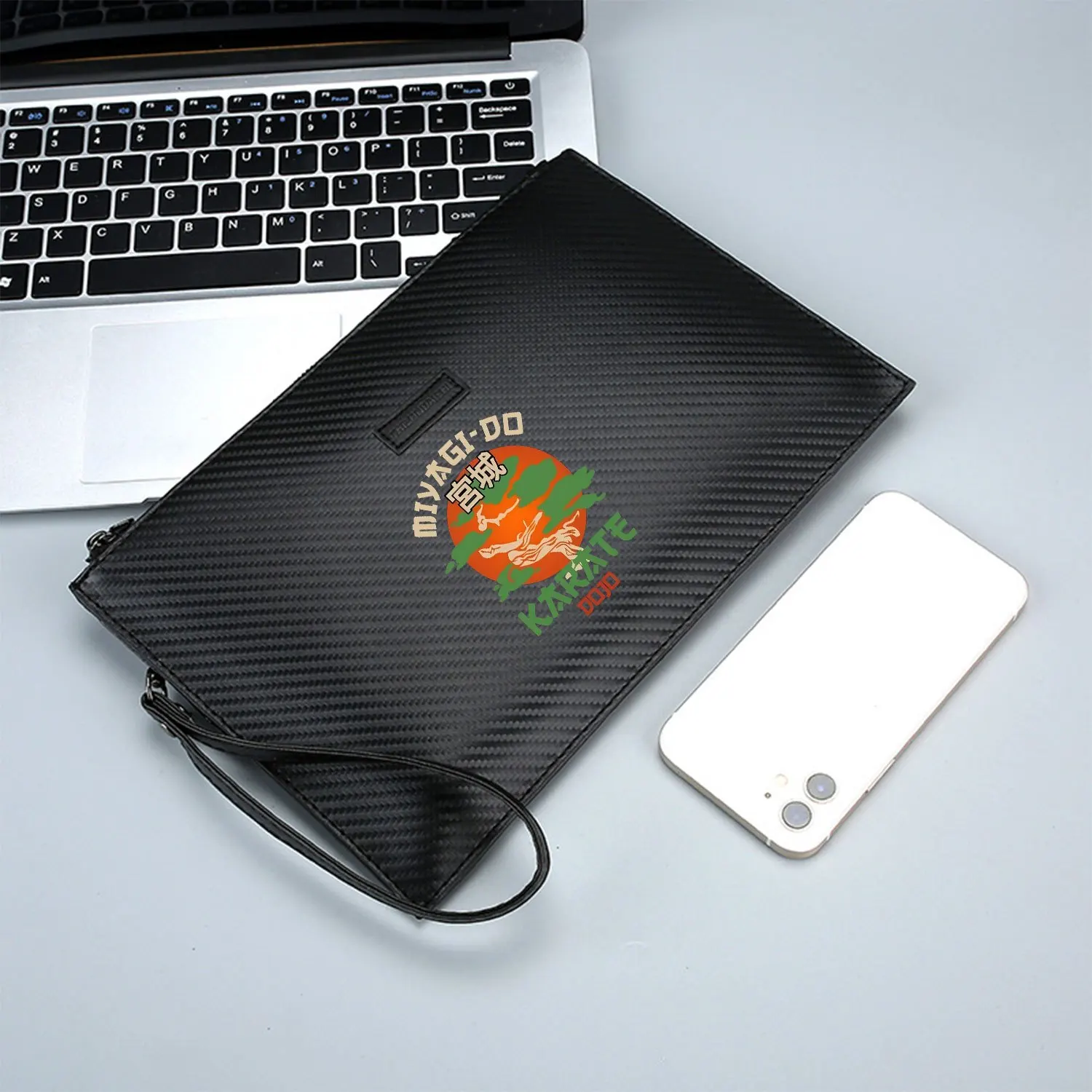 Miyagi-Do Karate Dojo simbolo. Borsa da uomo in PU stampata elegante verde sole ad albero Alla moda e pratica per il trasporto quotidiano