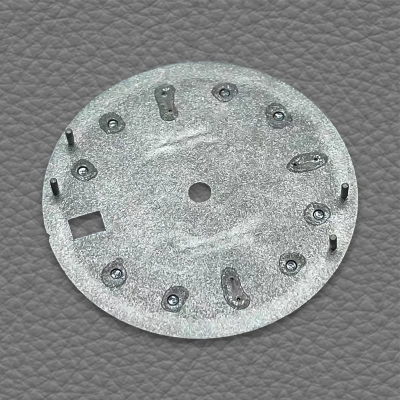 قرص NH35، شعار 28.5 مم S، قرص بنمط تموج، مضيئة خضراء، مناسبة لحركات NH35/NH36، ملحق الساعة الميكانيكية.