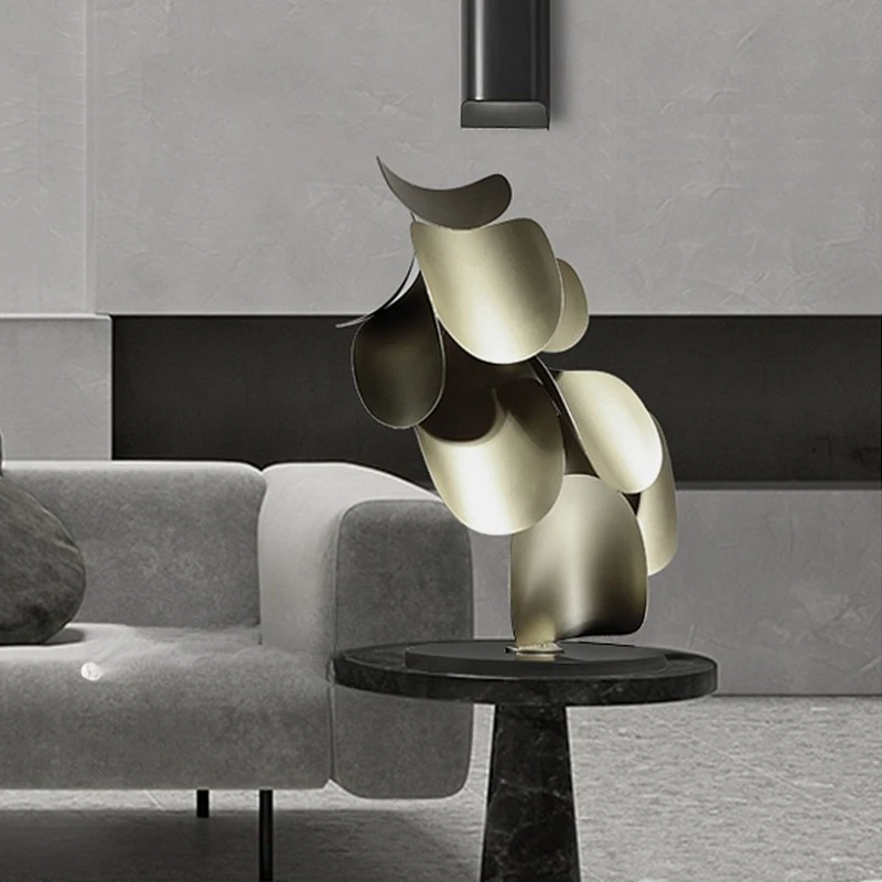 

Simple and high-end villa living room floor-to-ceiling large ornaments