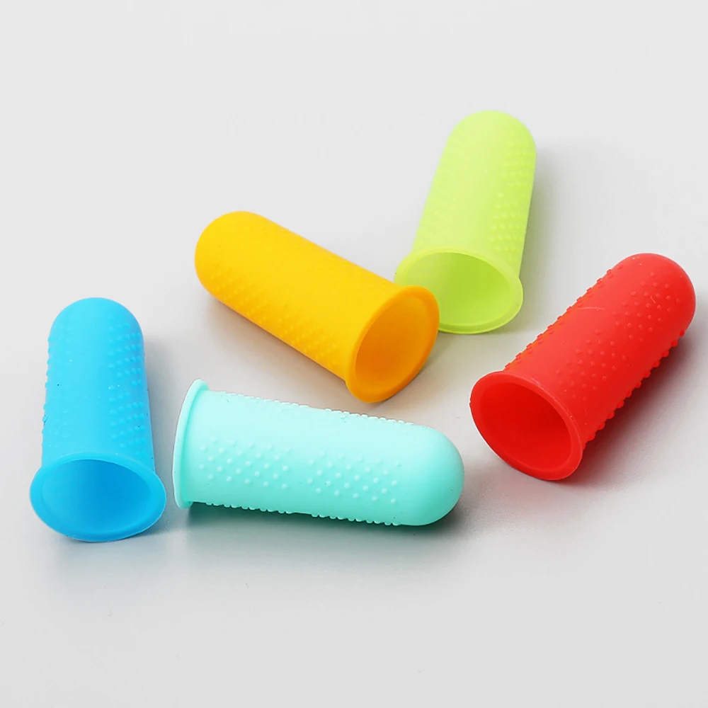 1piece Silicone Finger Protector Sewing Quilter Finger Tip Craft Thimble Non-slip Finger Protector Needlework Sewing Accessori