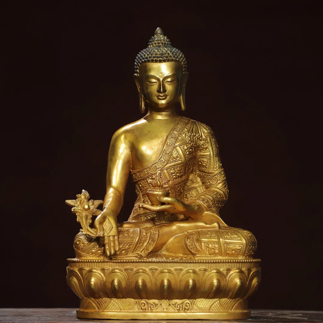 Home worship of religious bronze gilded statue of Medicine Buddha Size: Height 29cm, Width 18cm, Thickness 11cm, Weight 1.65kg