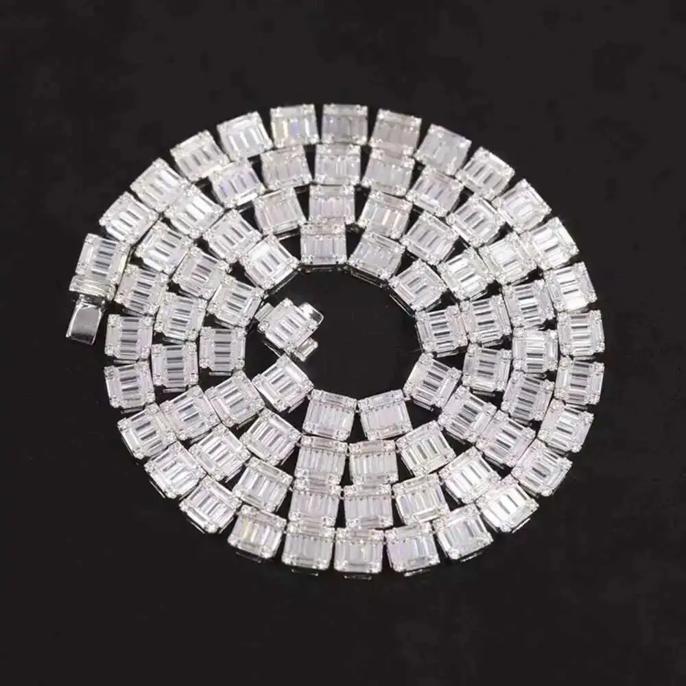

Simple Design 8mm Wide Baguette Glaring Moissanite with Gra Cerrtificate Cuban Link Chain for Luxury Jewelry