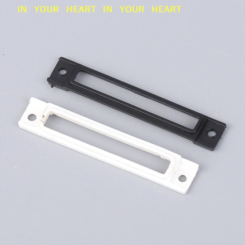 【X】White And Black …