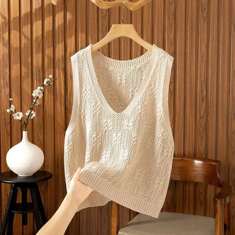 

V-neck Hollow Knitted Vest for Women 2026 New Style Stitching Fashion Solid Color Versatile Sleeveless Top