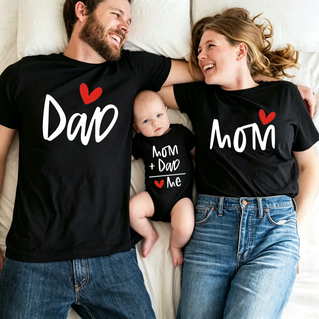 Family Matching Outfits Mom Dad Me Heart Print Family Look Tshirts Matching Father Mother Kids Baby Outfits Family Photo Clothes