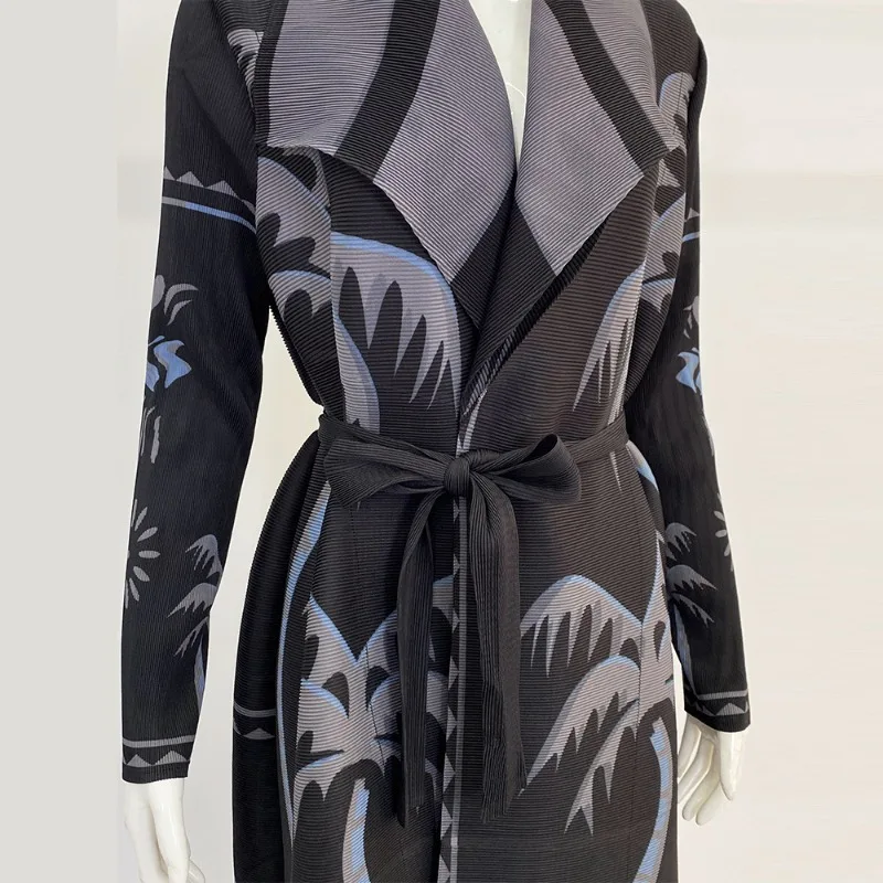 Miyake Naher Osten, Dubai, Abaya, elegante, lockere Strickjacke, plissiert, bedruckt, große Robe, würdevoll, konservativ, Damen, 57,6 cm