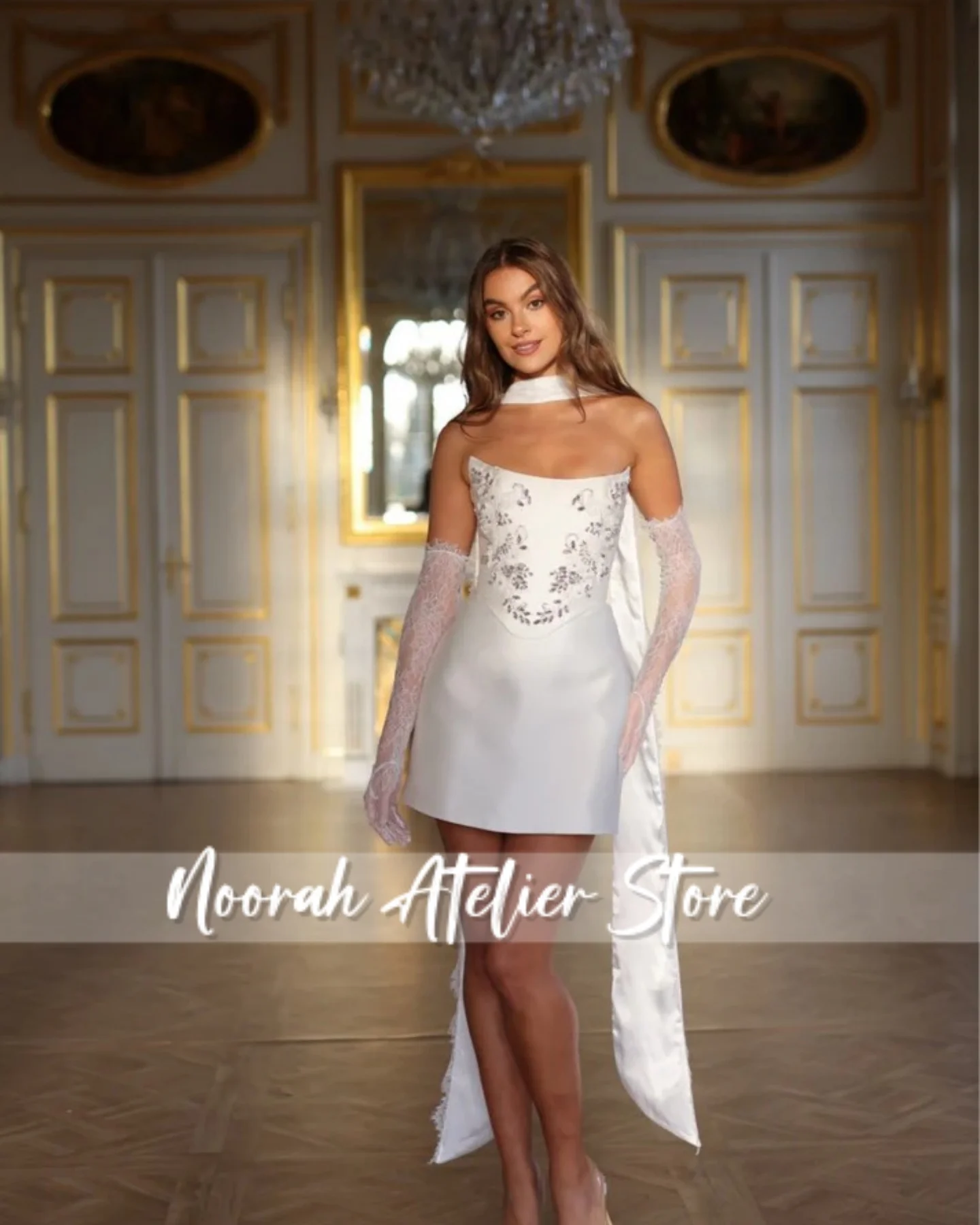 فساتين سهرة بيضاء بدون حمالات مطرزة فاخرة صغيرة للنساء مع قفازات من الدانتيل 2025 دبي فستان حفلة موسيقية مخصص