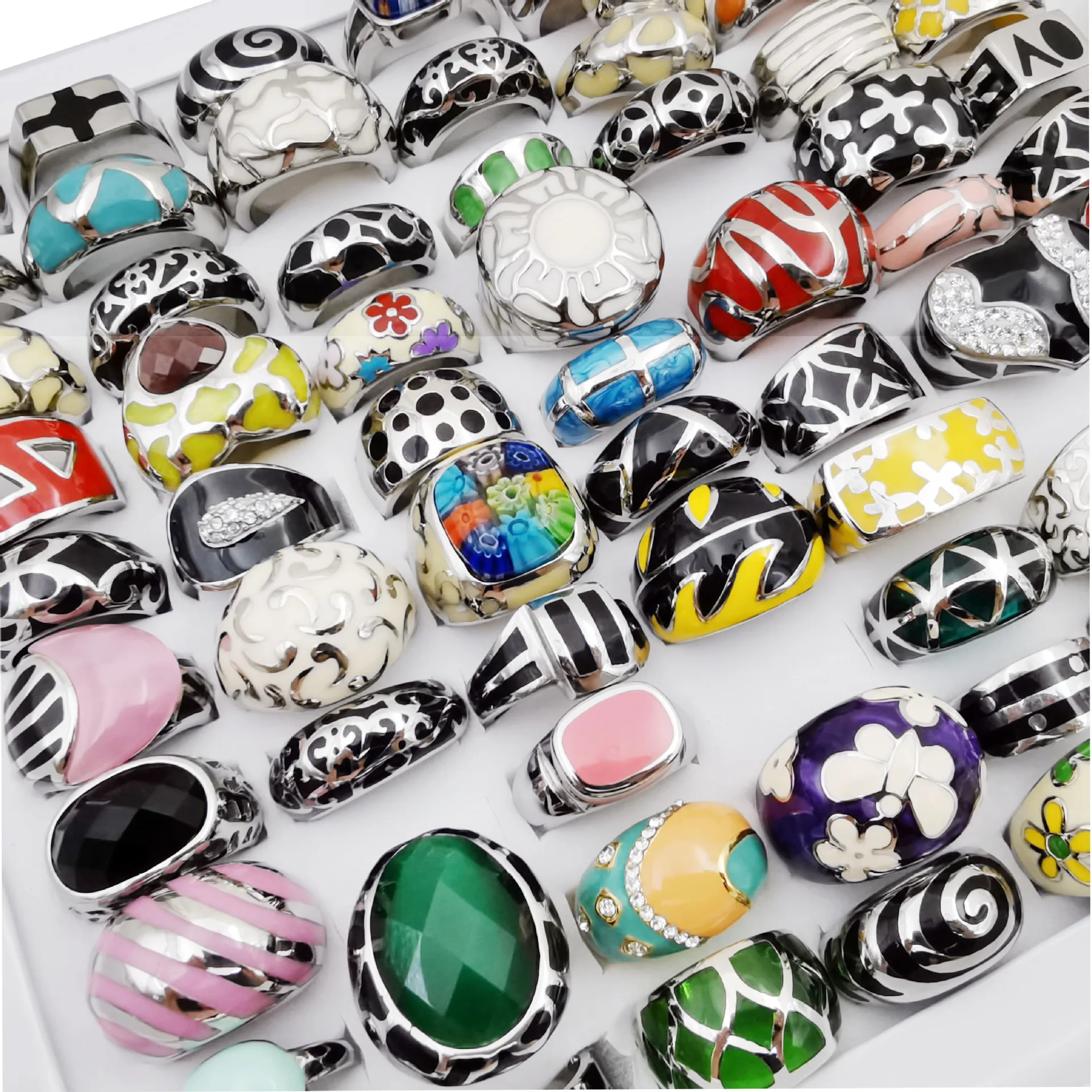 

Wholesale 20Pcs/Lot Vintage Titanium Steel Women's Ring Punk Skull Drip Oil Enamel Crystal Men's Rings Exaggerated Jewelry