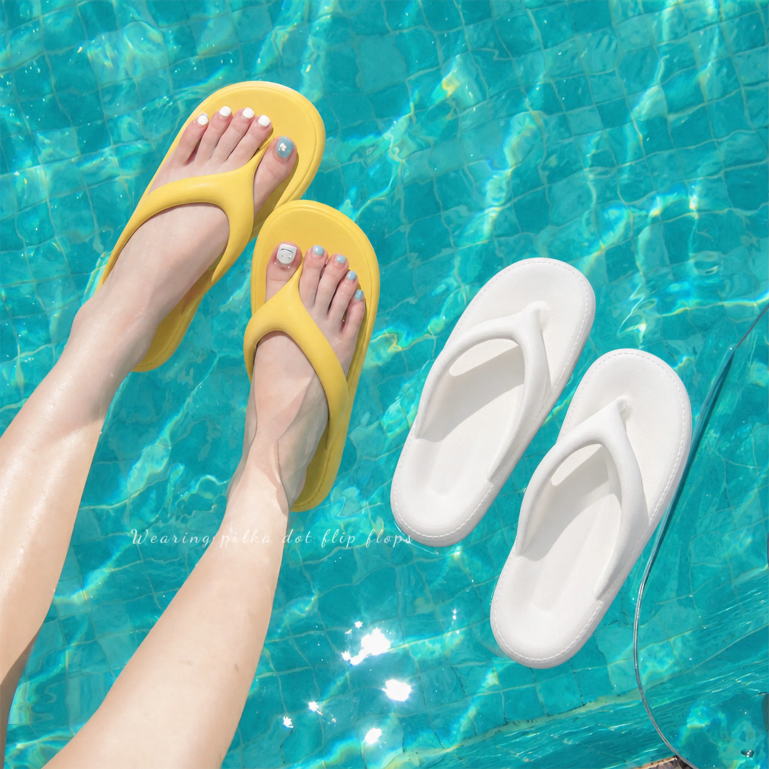 Damen EVA Flip-Flops mit weicher Polsterung, rutschfeste Zehenstegsandalen für Strand und Bad, Sommer-Freizeitschuhe in Bonbonfarben zum Gehen – Detail 5
