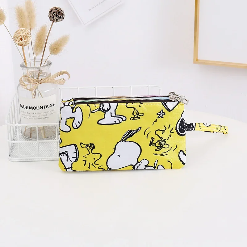 Snoopy Waterproof Wallet Portable Women\'s Wallet Zipper Coin Bag Girls Cute Cosmetic Bag Student Mobile Phone Oxford Cloth Bag