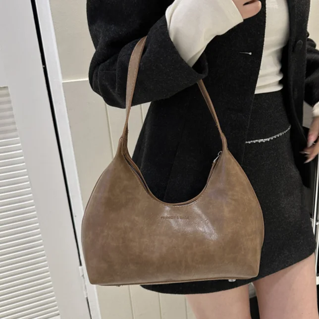 High Quality French Bag Oily Leather Women's Retro Armpit Purses Luxury Designer Solid Color Shoulder Bag Ladies Fashion Handbag