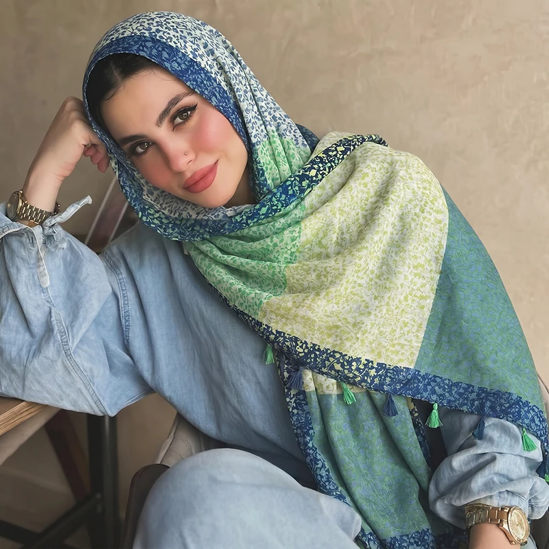 Elegant Muslim Hijab Patchwork Geometric Tassel Scarf Lightweight Bandana Versatile Head Cover for Outdoor Walk Daily Wear view 3
